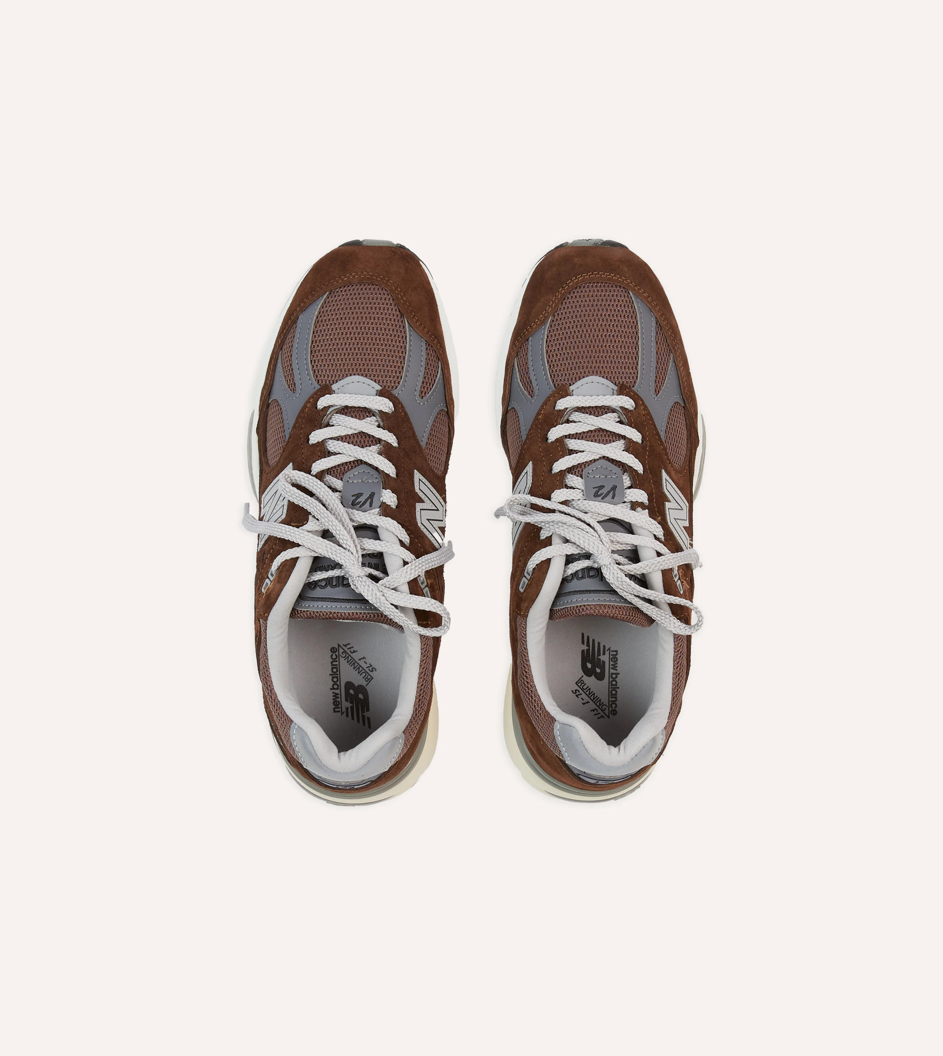 New Balance Pinecone Made in UK 991v2 Trainers - Image 4